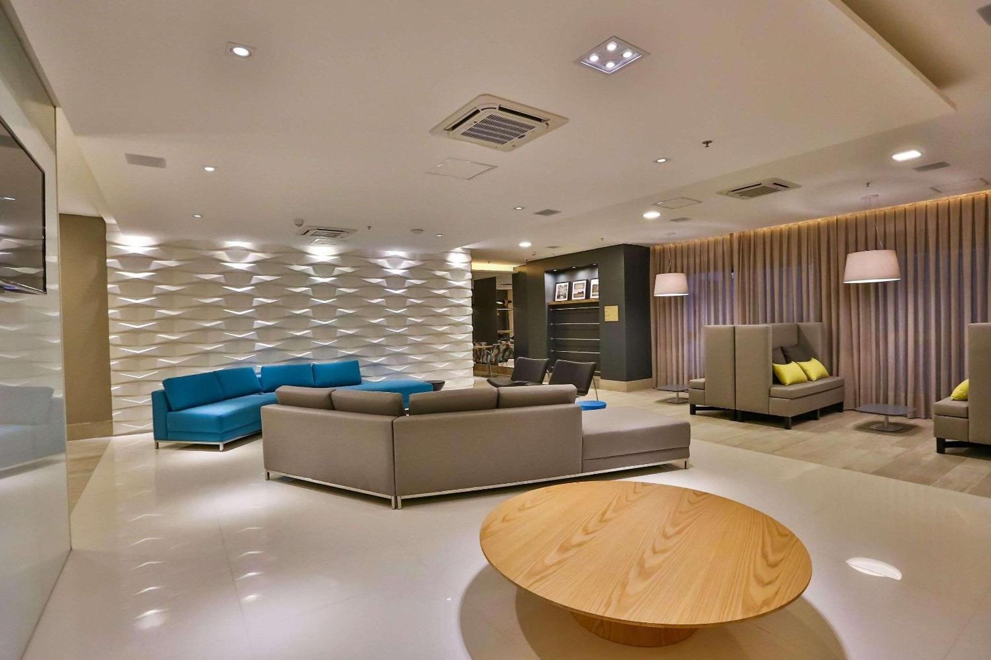 Roomo Residencial Apartment